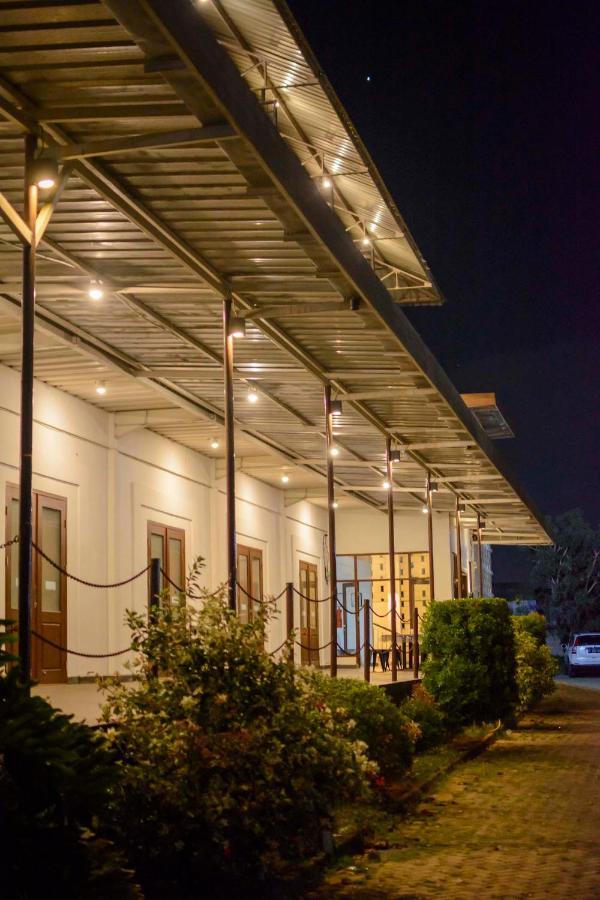 Hotel Amandari 2*